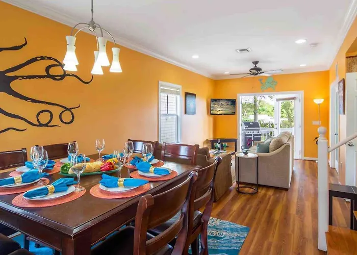 Octopus Garden By Last Key Realty Key West